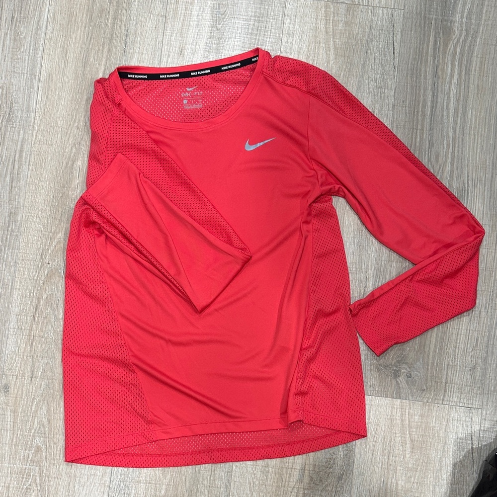 Nike Women's Bright Pink Long Sleeve Top